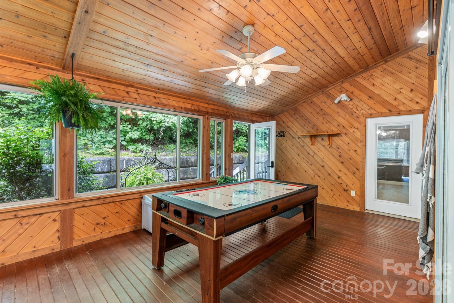 6 Grouse Terrace — Fairview