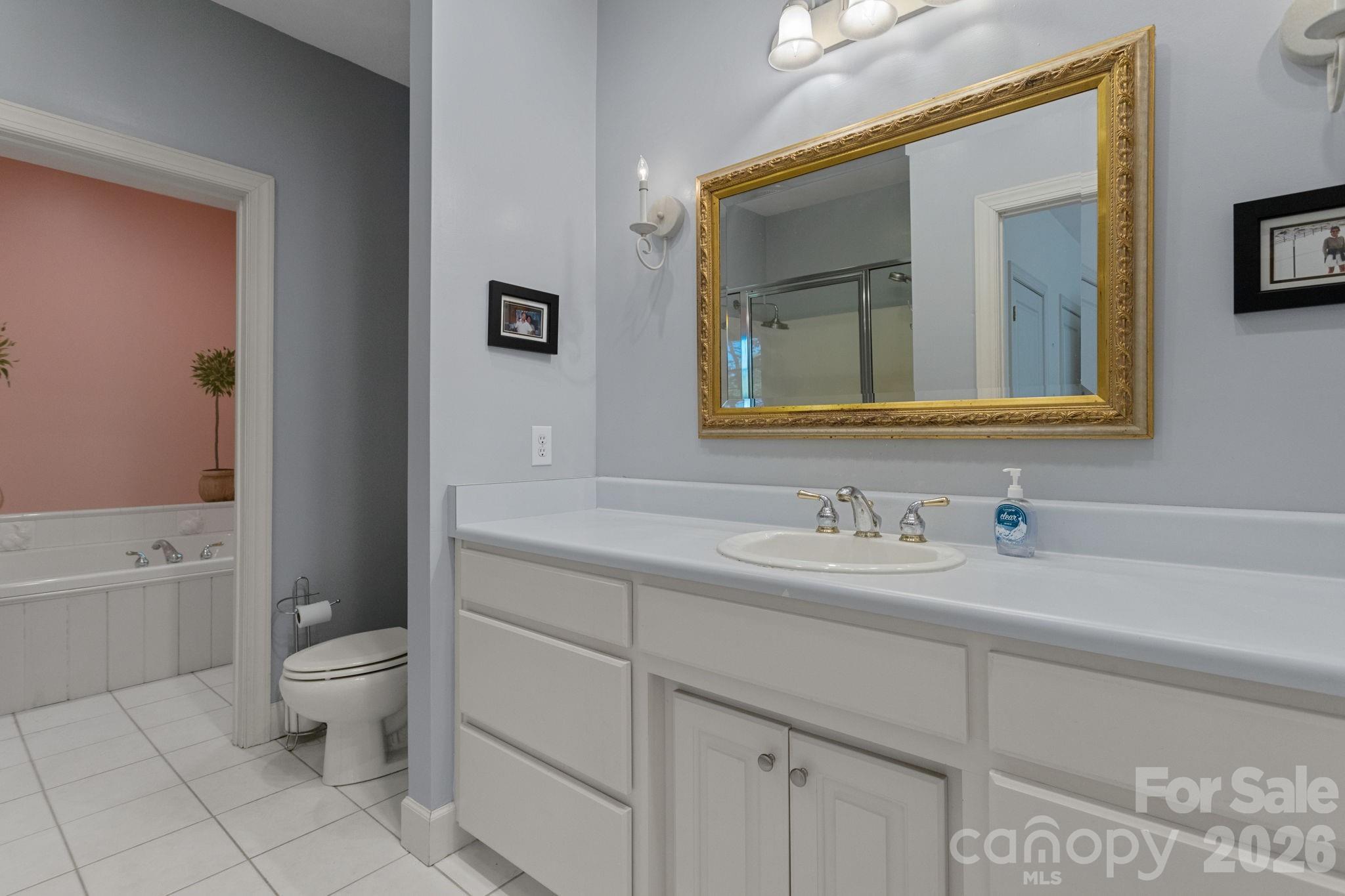 2825 Hunting Country Road — Tryon