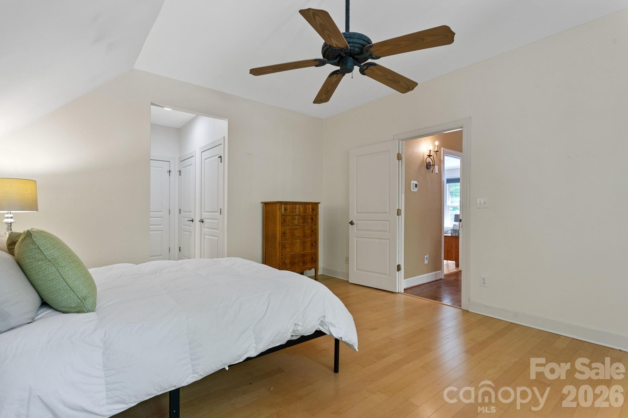 2825 Hunting Country Road — Tryon