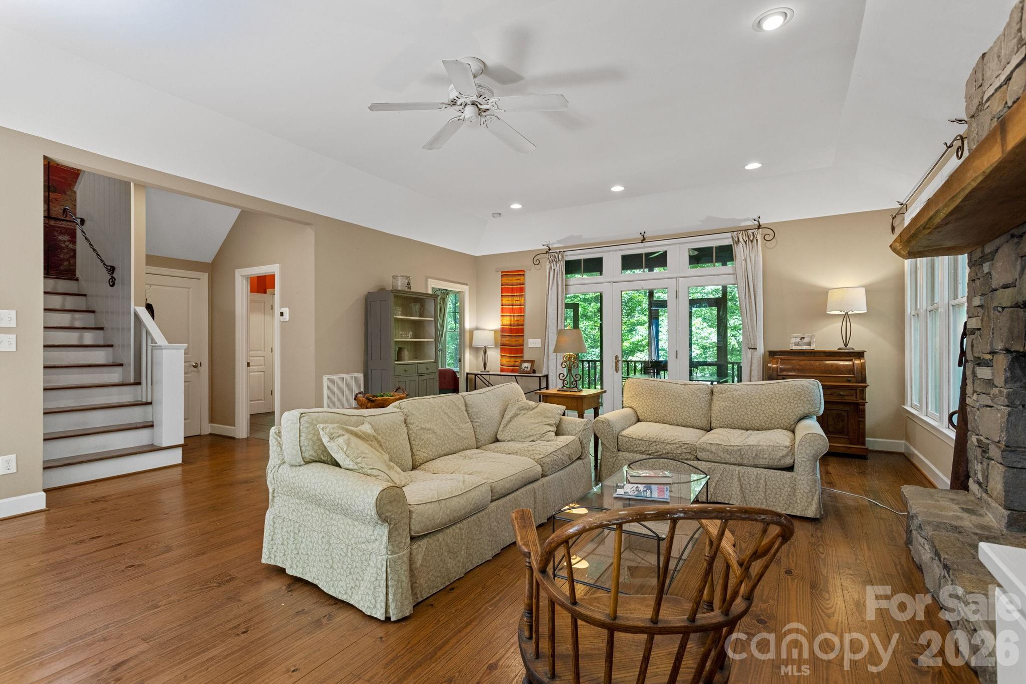 2825 Hunting Country Road — Tryon
