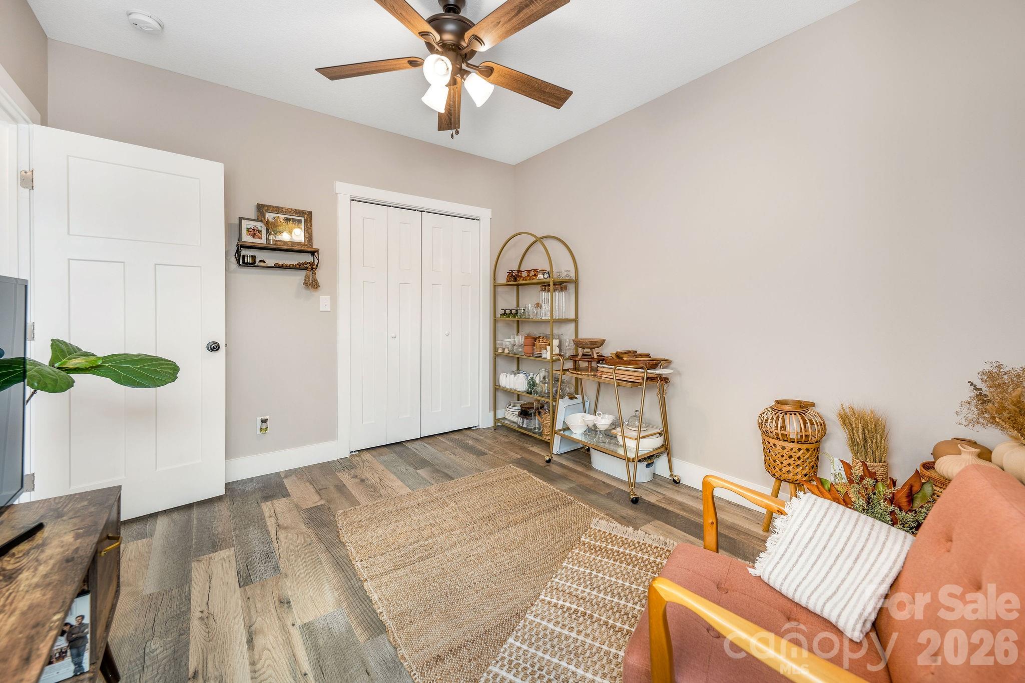 38 Sunrise Drive — Mars Hill