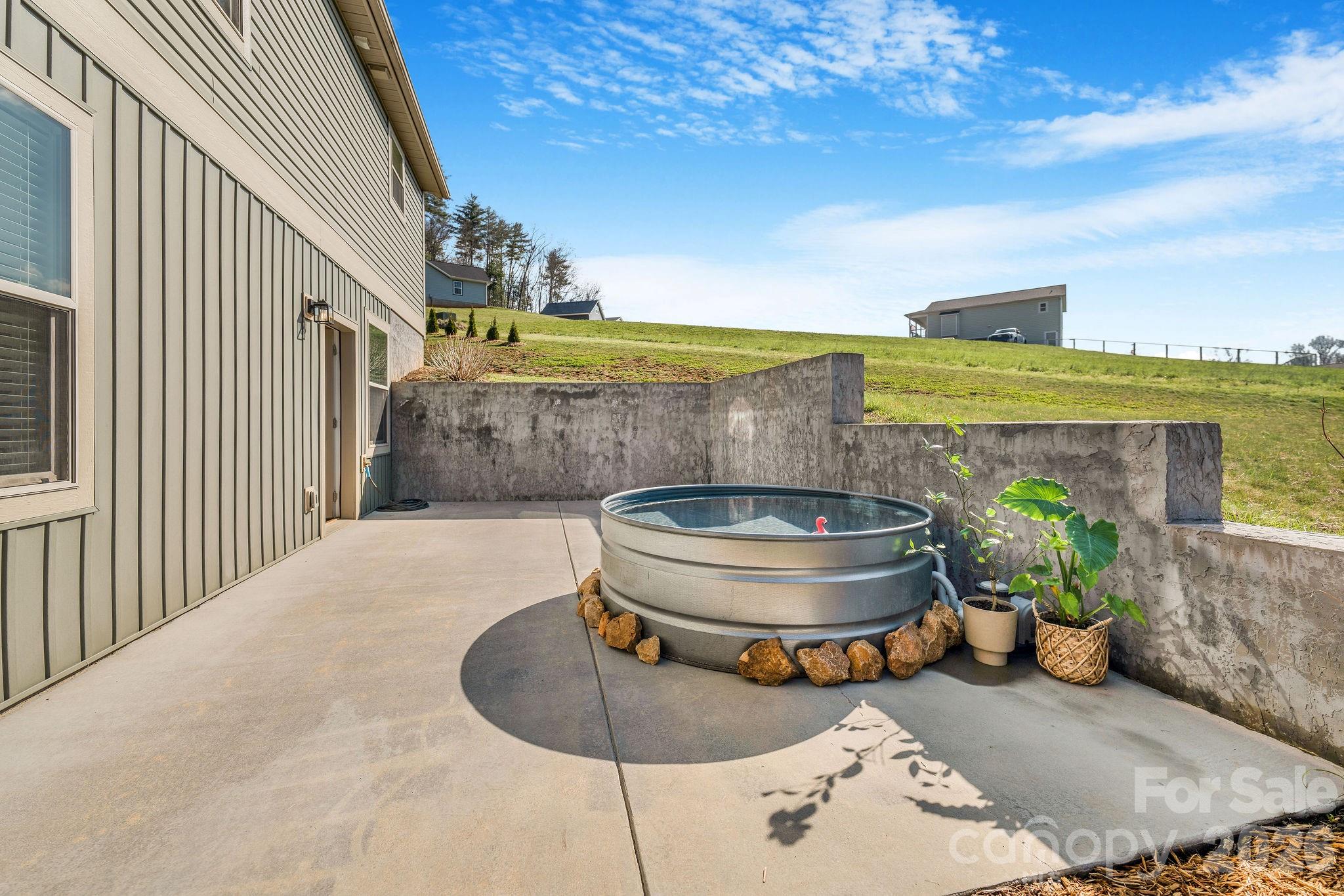 38 Sunrise Drive — Mars Hill