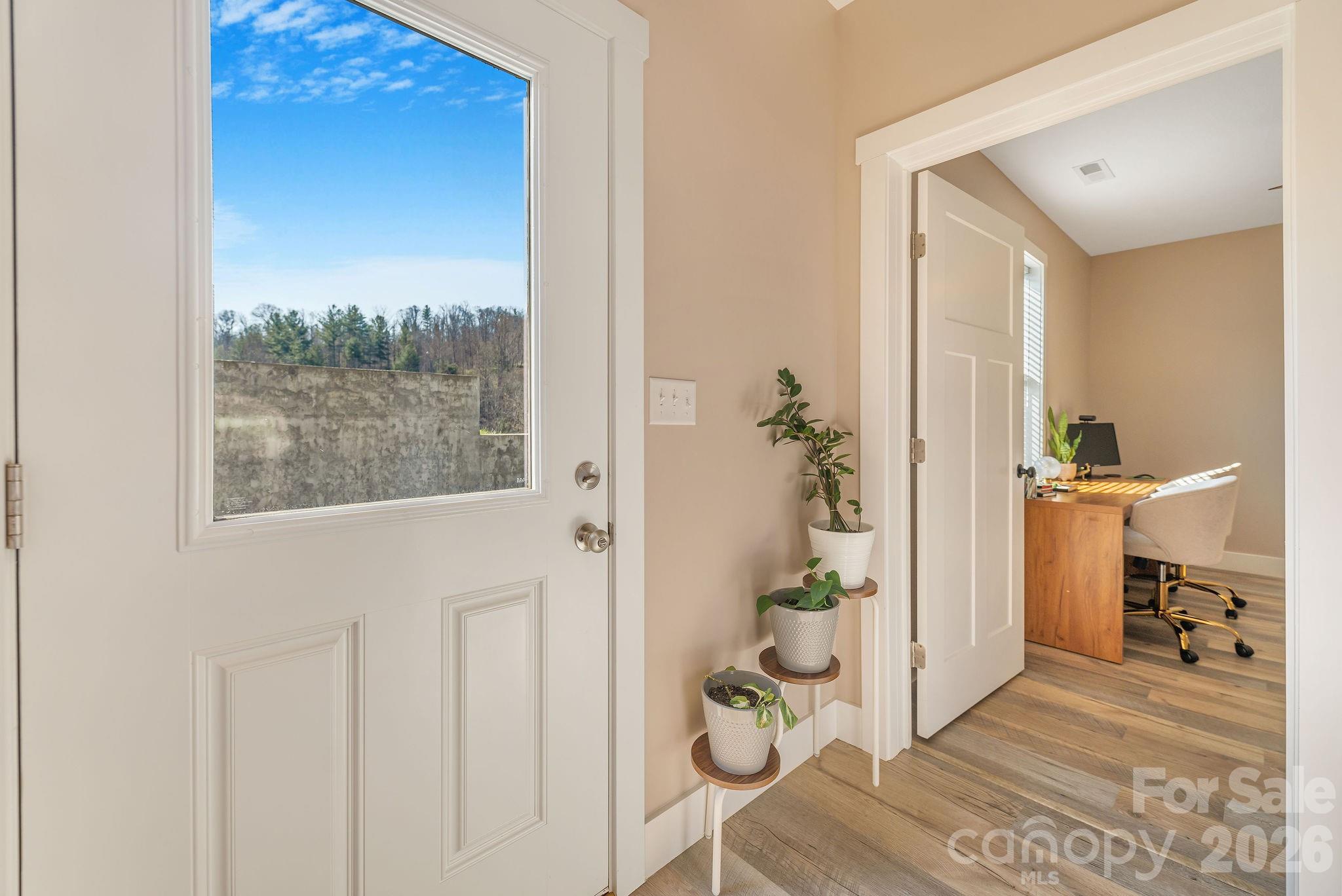 38 Sunrise Drive — Mars Hill
