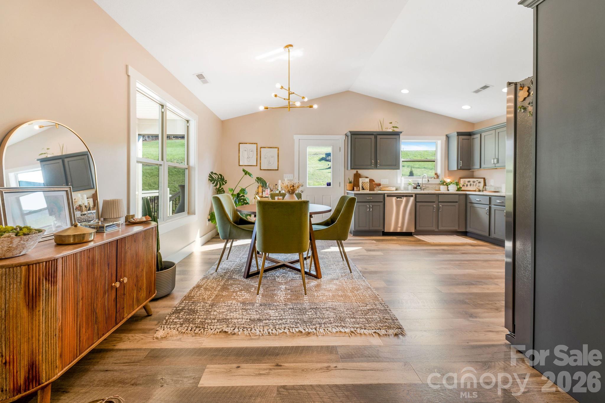 38 Sunrise Drive — Mars Hill