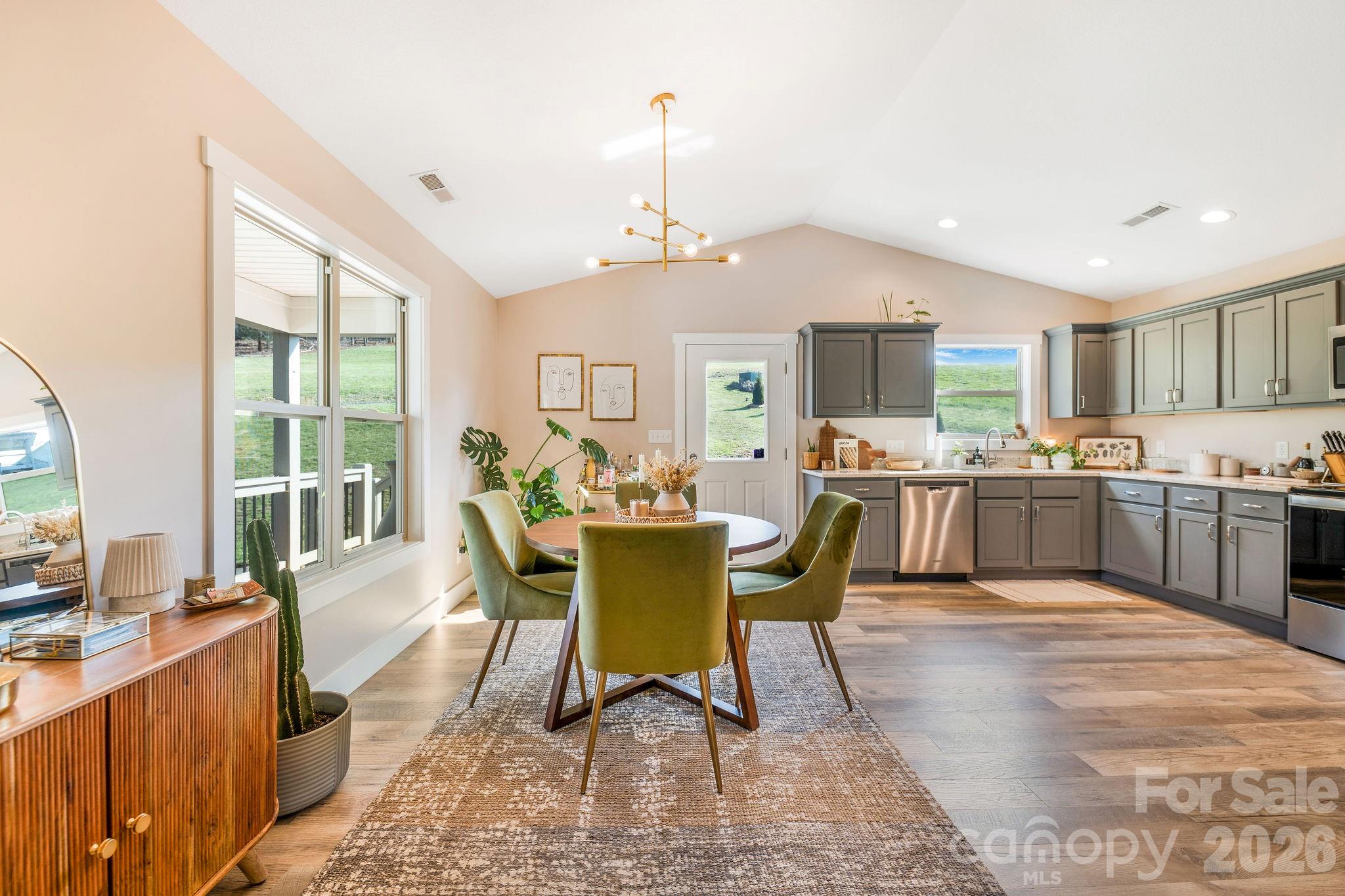 38 Sunrise Drive — Mars Hill