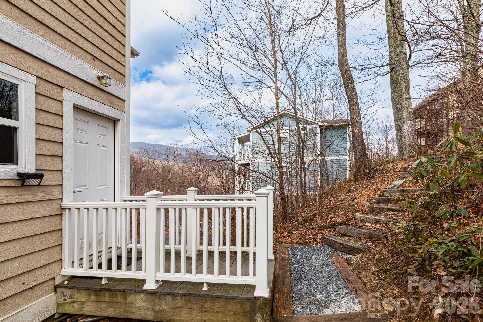 14 Lila Lane — Clyde