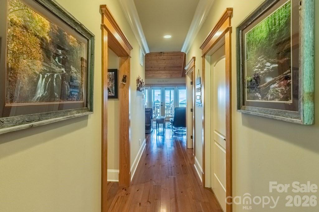 27 Indianola Lane — Bryson City