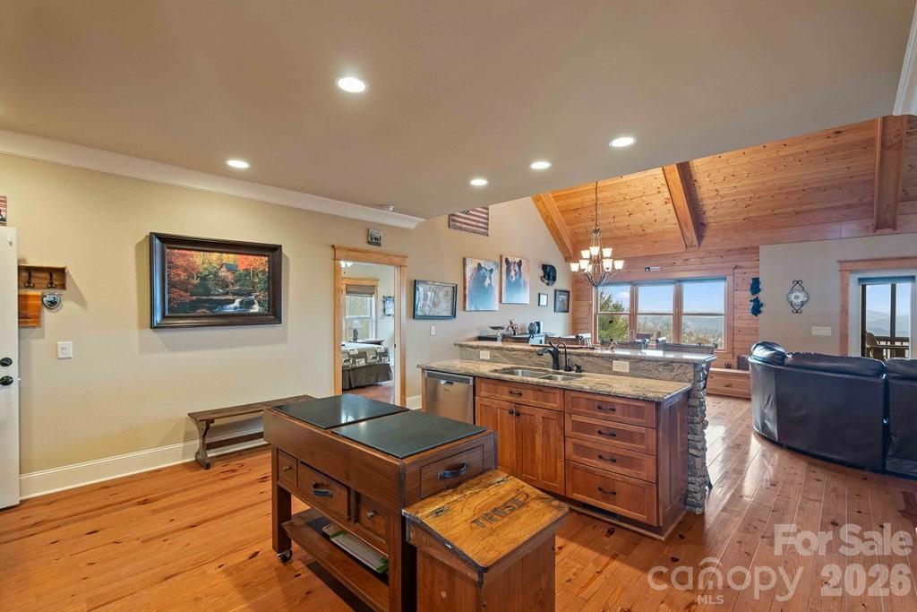 27 Indianola Lane — Bryson City