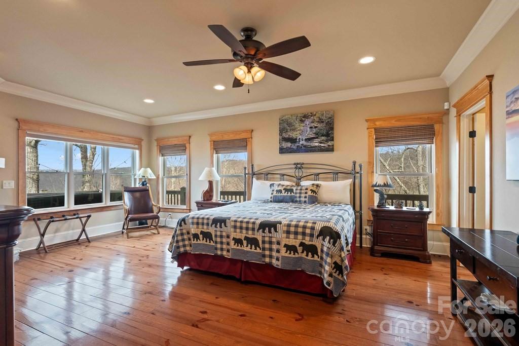 27 Indianola Lane — Bryson City