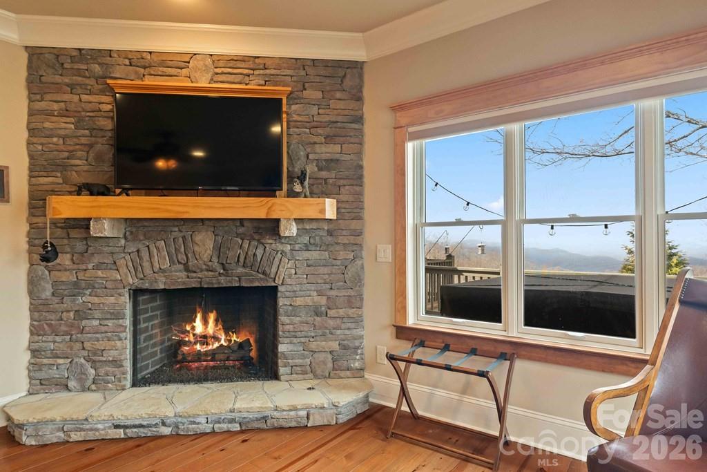 27 Indianola Lane — Bryson City