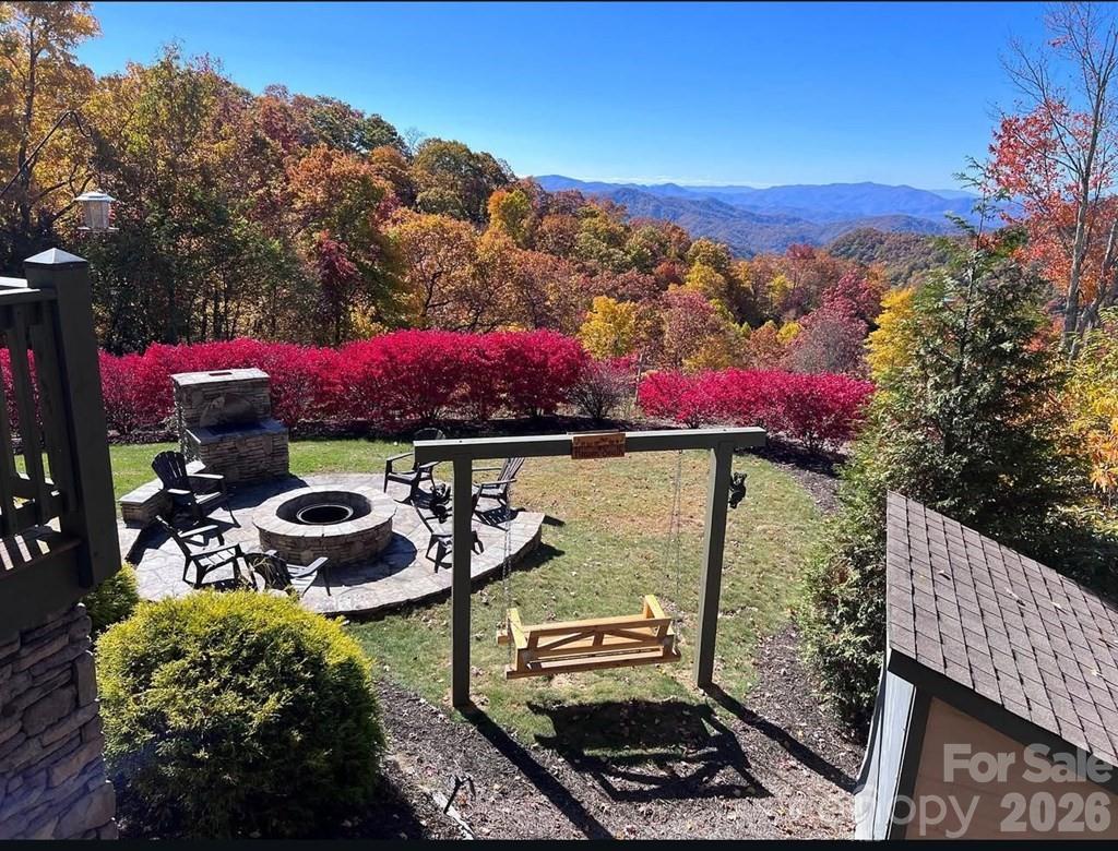 27 Indianola Lane — Bryson City