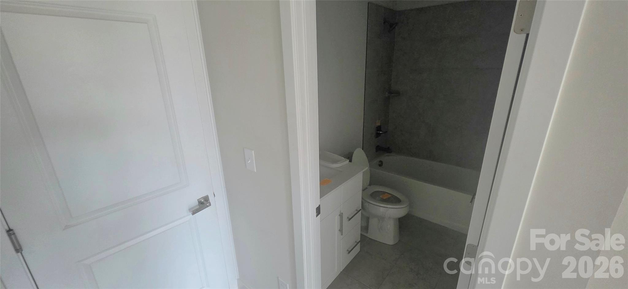 960 Broad River Lane — Charlotte