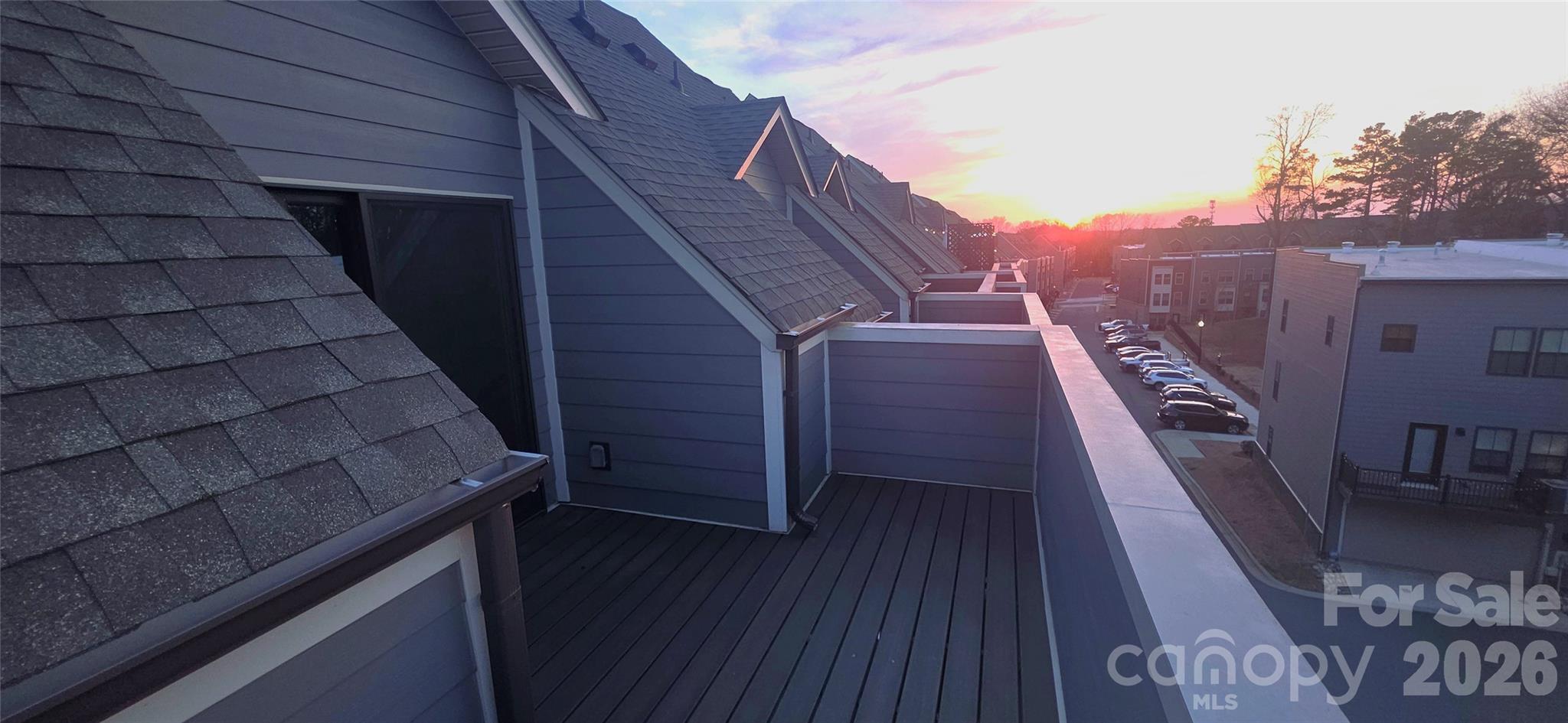 960 Broad River Lane — Charlotte