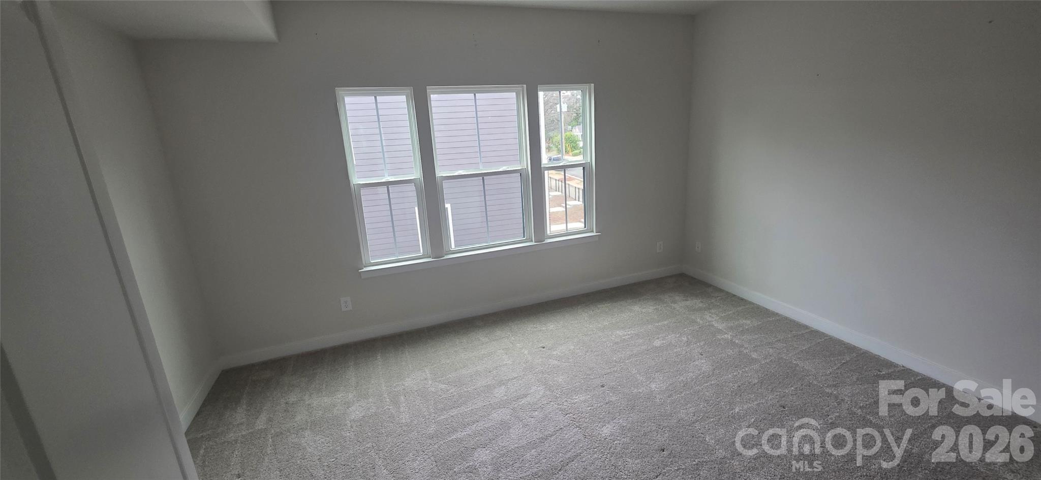 960 Broad River Lane — Charlotte