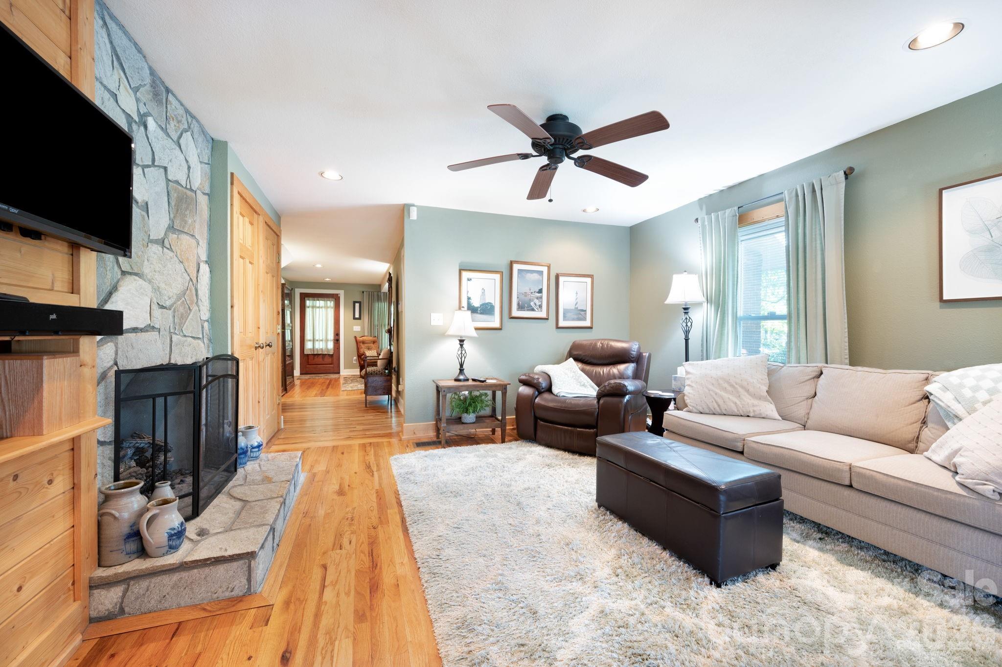 90 Jonestown Road — Asheville