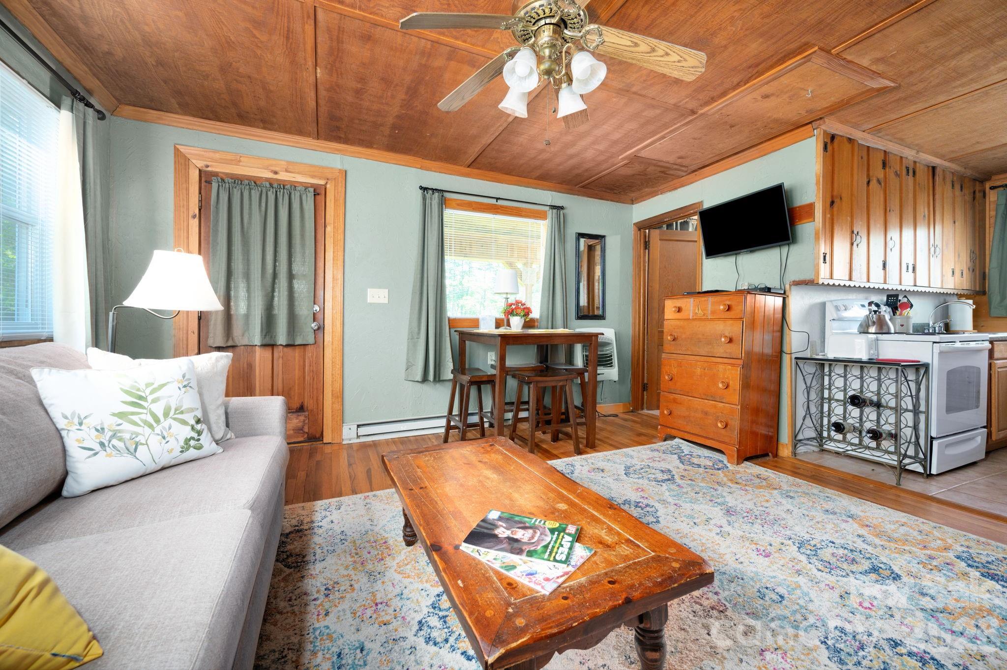 90 Jonestown Road — Asheville