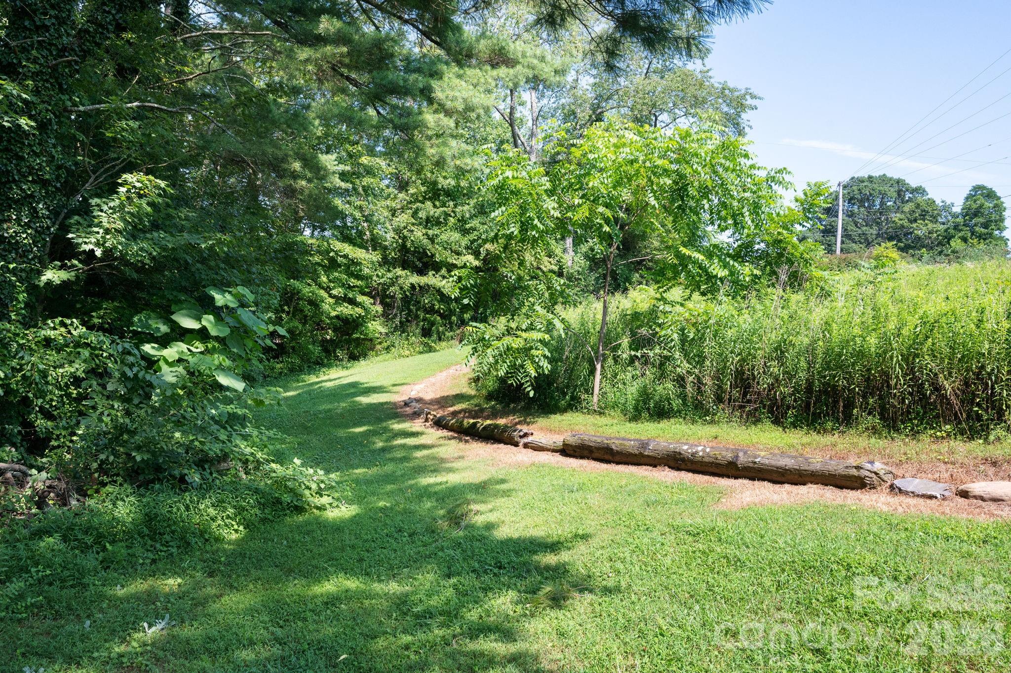 90 Jonestown Road — Asheville