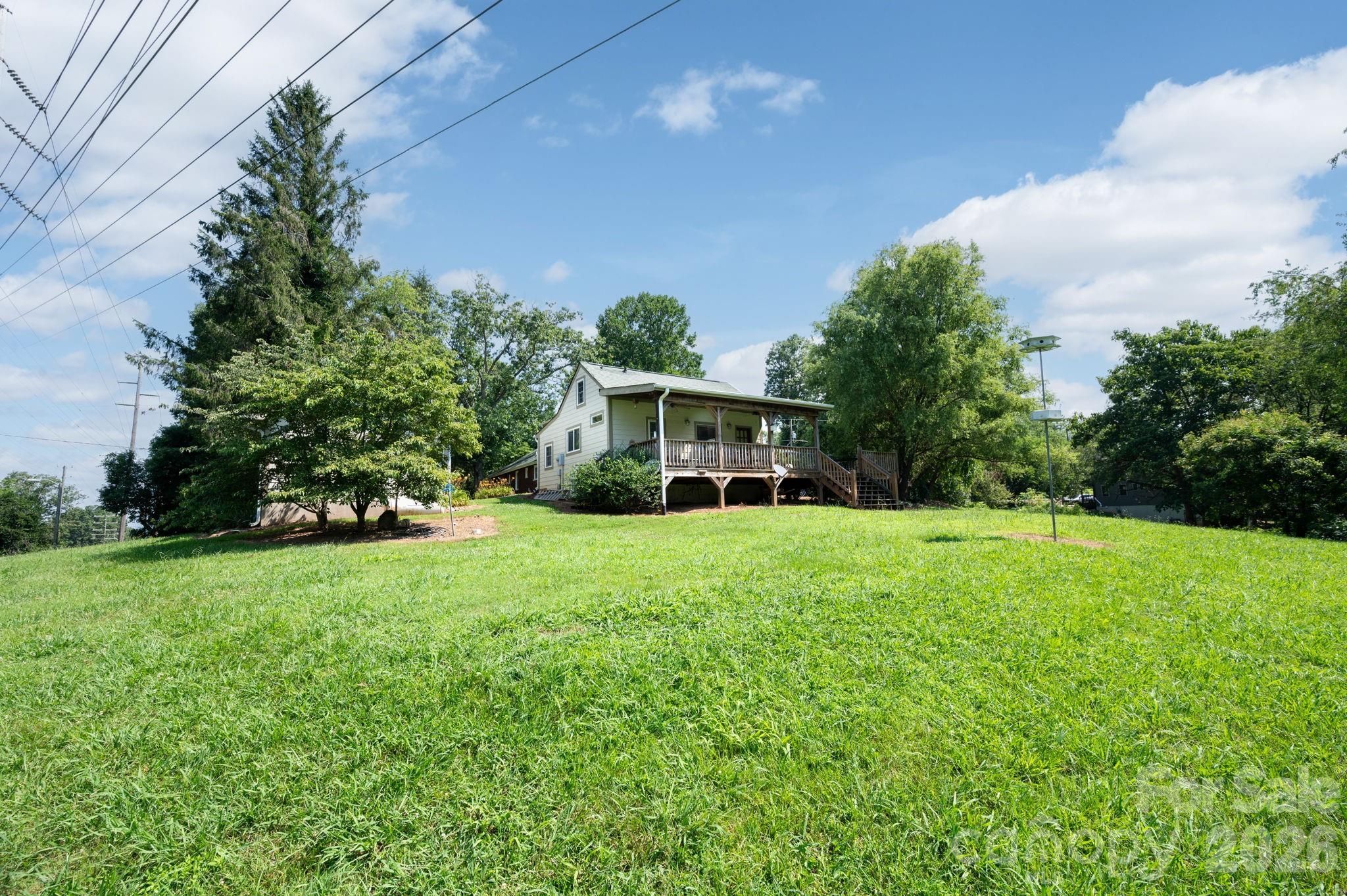 90 Jonestown Road — Asheville