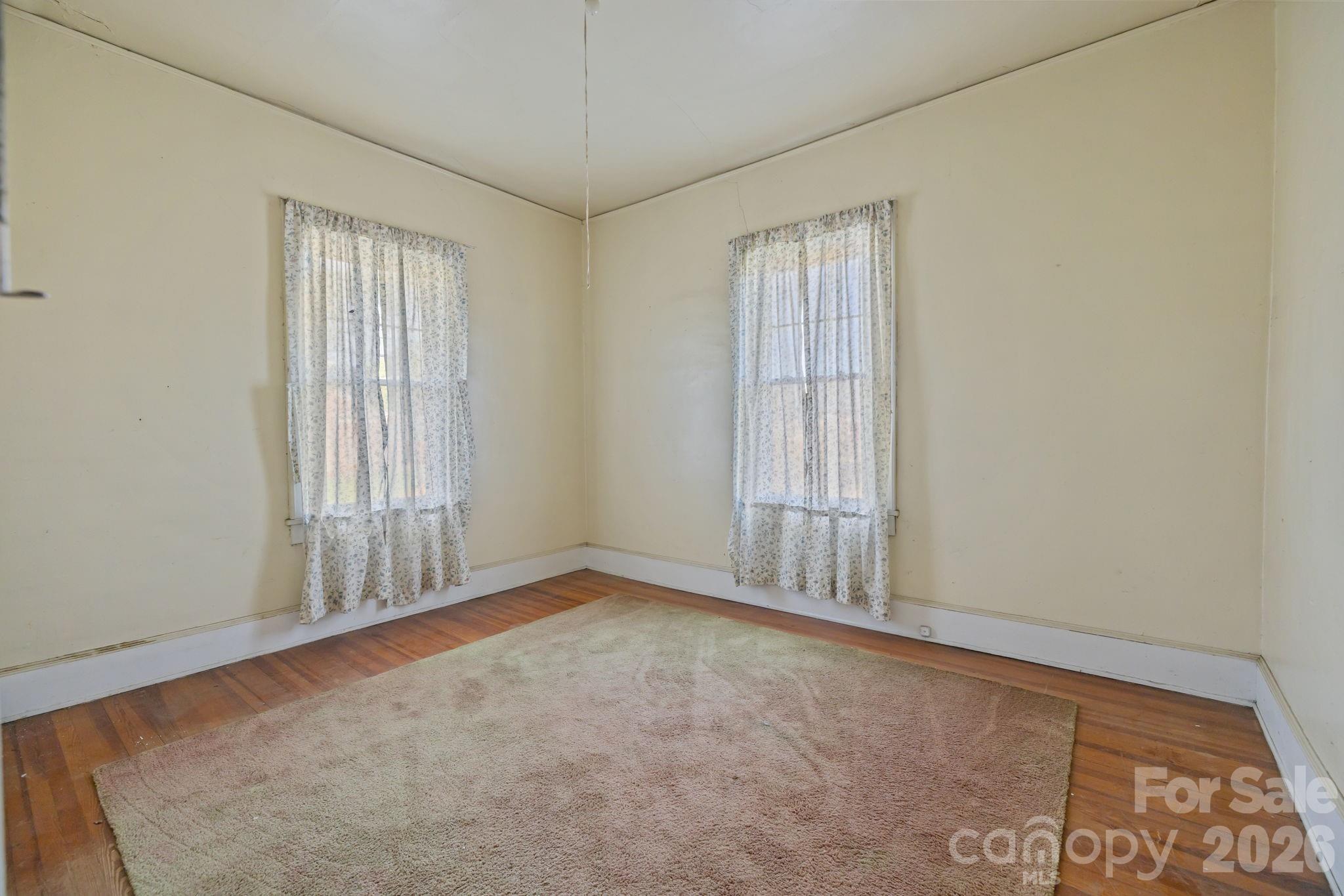 208 S Myrtle School Road — Gastonia