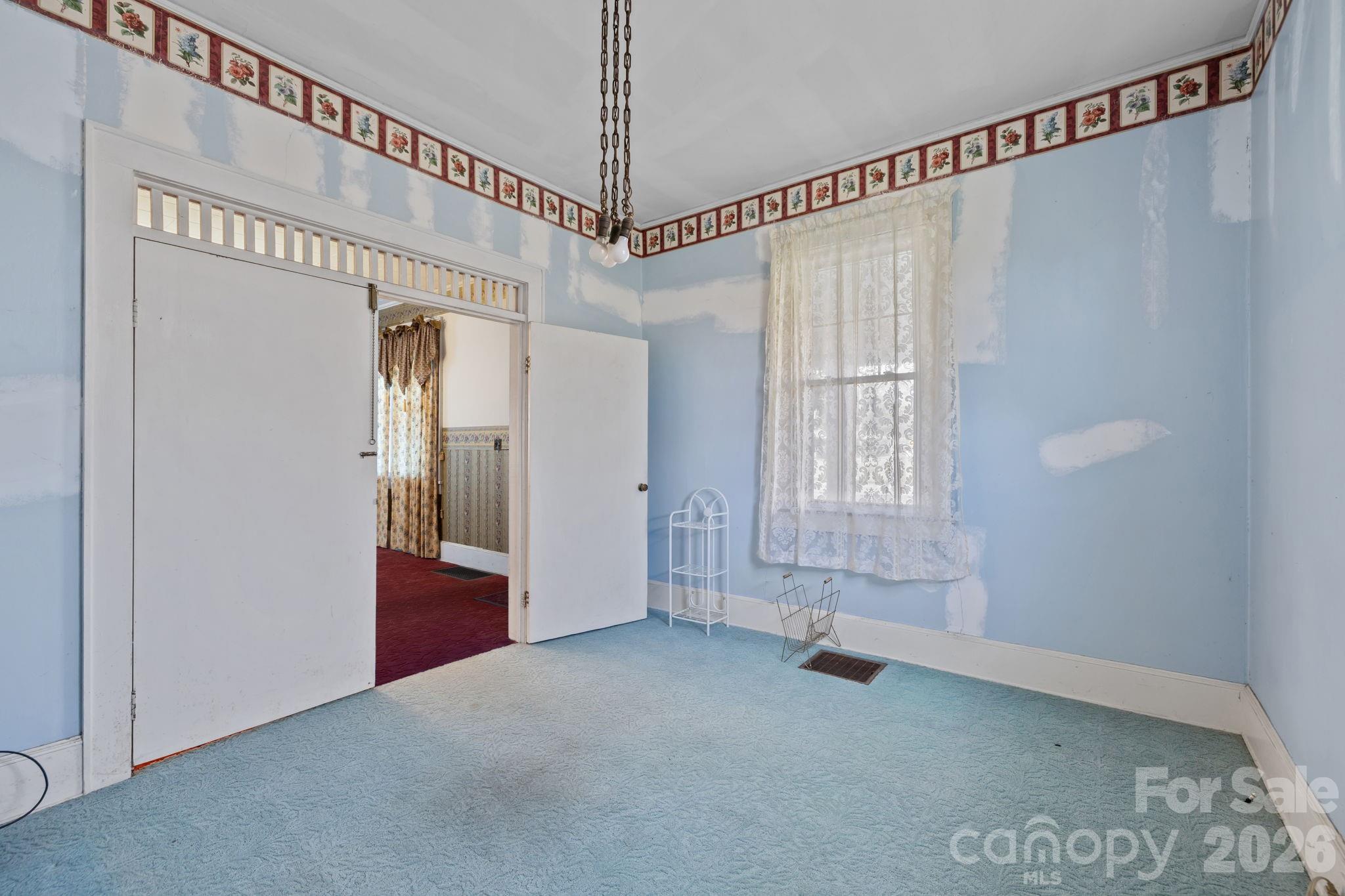 208 S Myrtle School Road — Gastonia