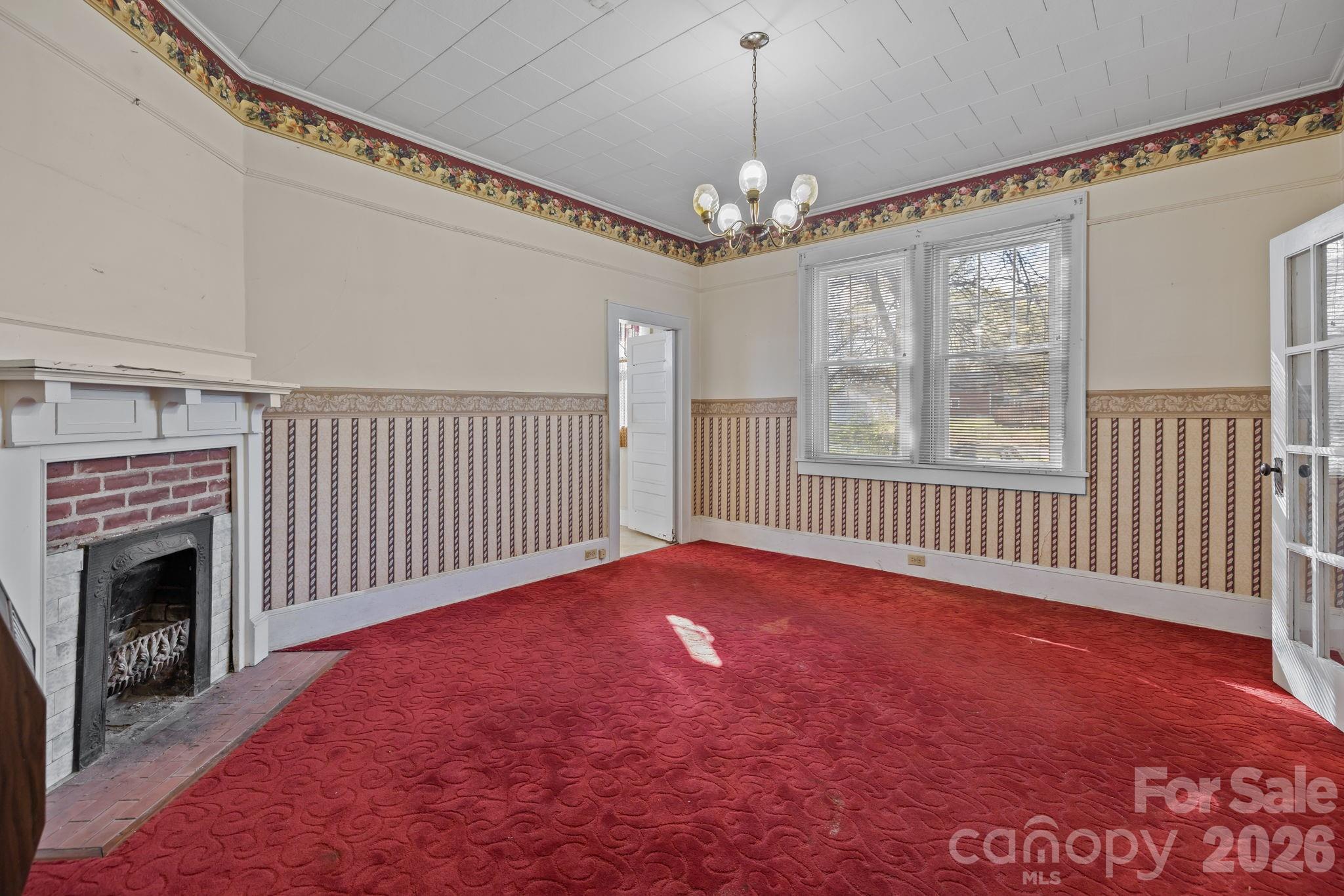 208 S Myrtle School Road — Gastonia