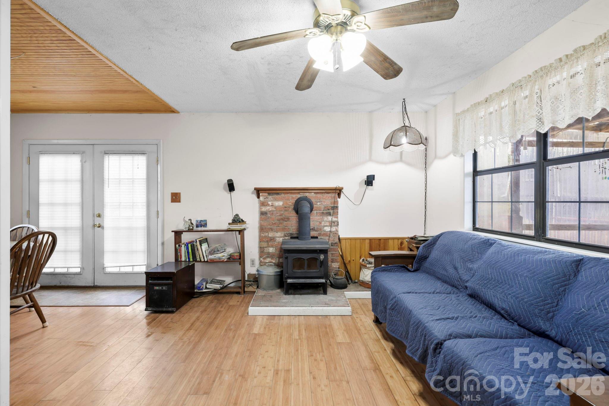509 High Top Drive — Fletcher