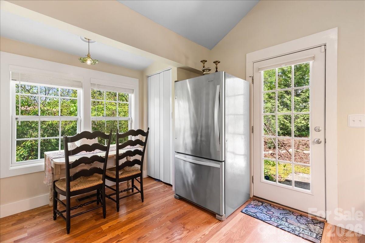 14 Woodrow Avenue — Asheville