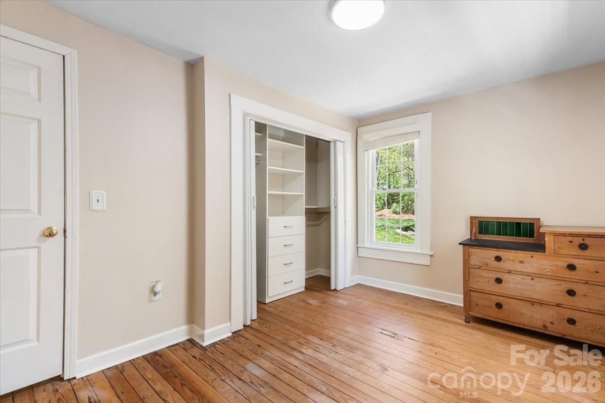 14 Woodrow Avenue — Asheville