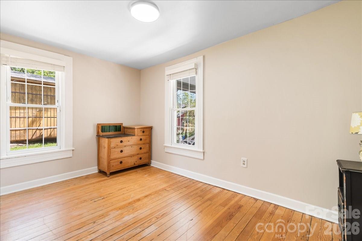 14 Woodrow Avenue — Asheville