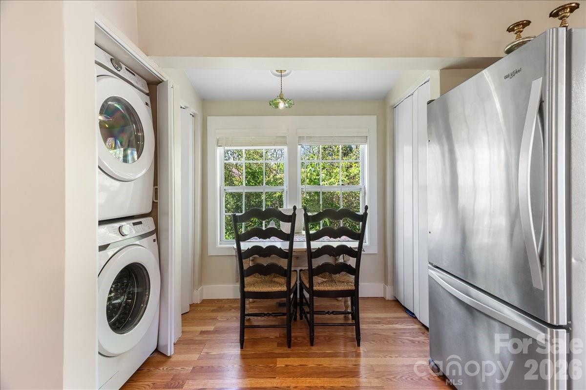 14 Woodrow Avenue — Asheville