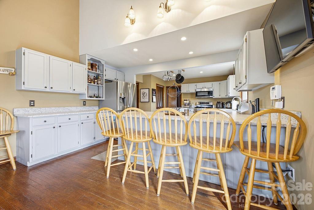 93 Hidden Falls Drive — Asheville