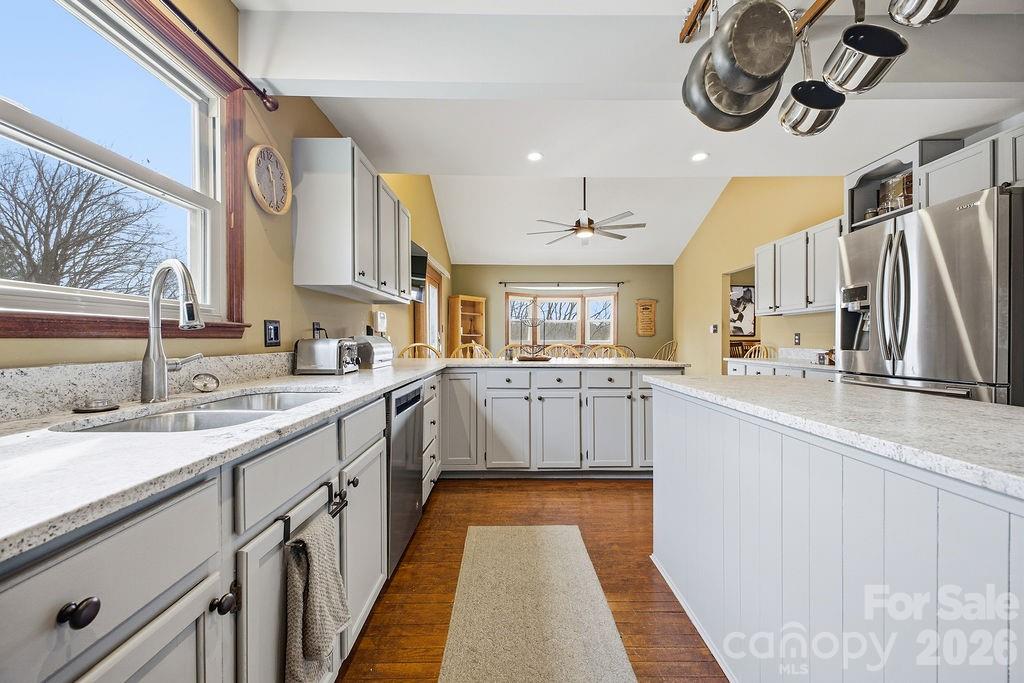 93 Hidden Falls Drive — Asheville
