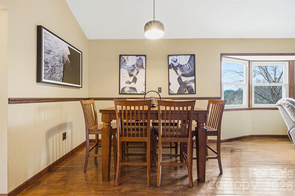 93 Hidden Falls Drive — Asheville