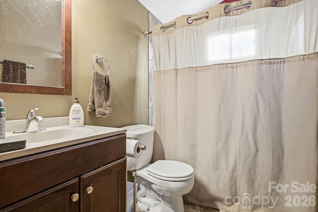 93 Hidden Falls Drive — Asheville
