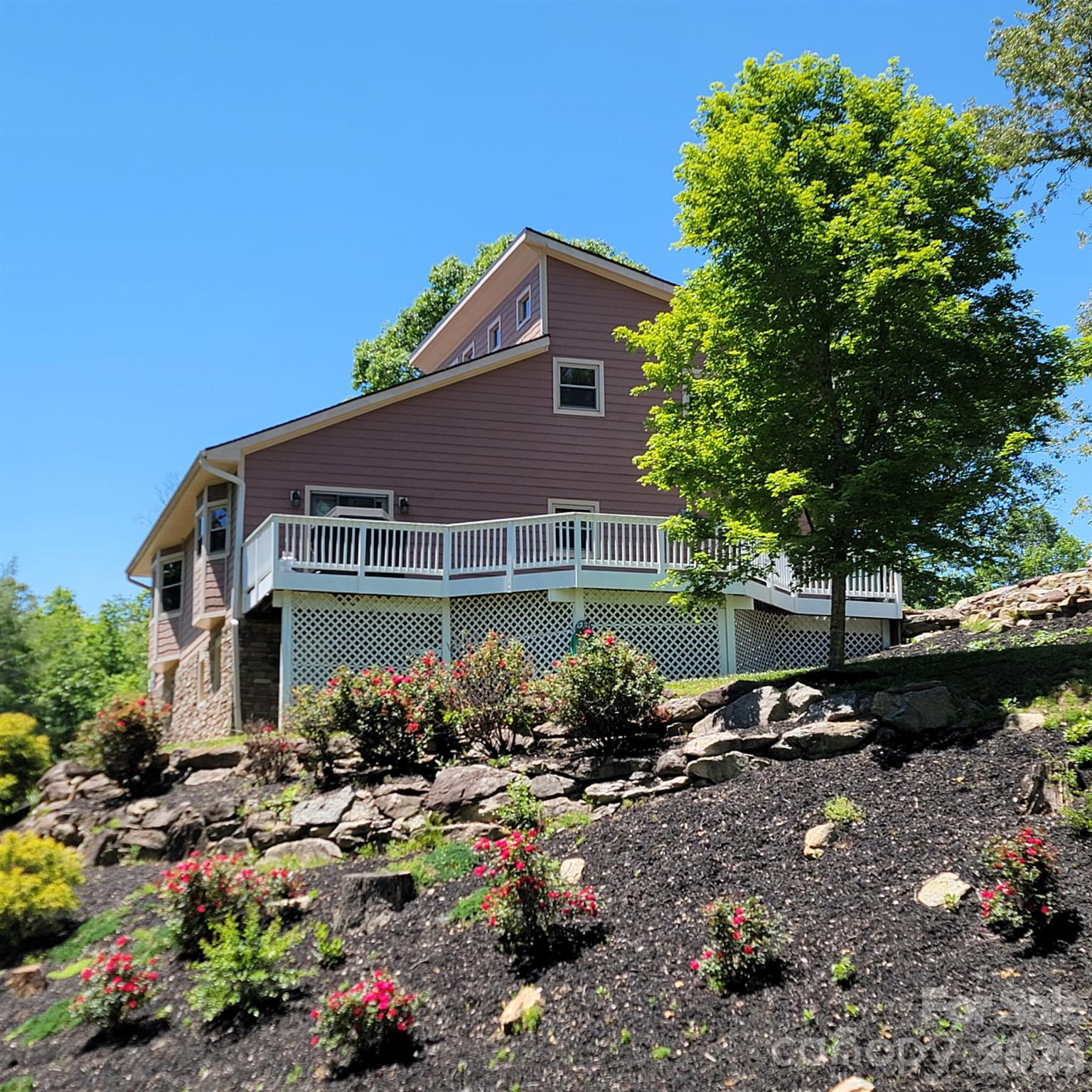 93 Hidden Falls Drive — Asheville