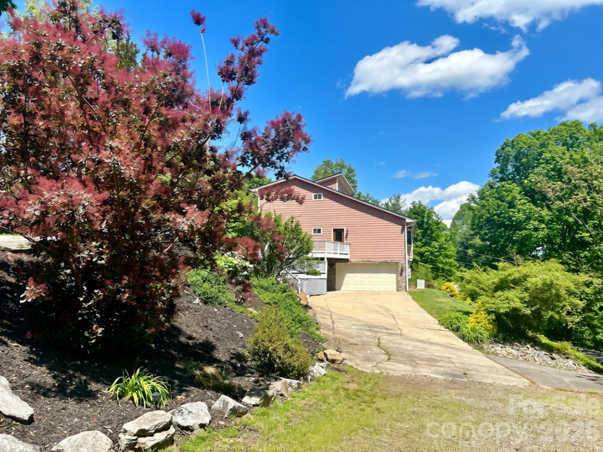 93 Hidden Falls Drive — Asheville