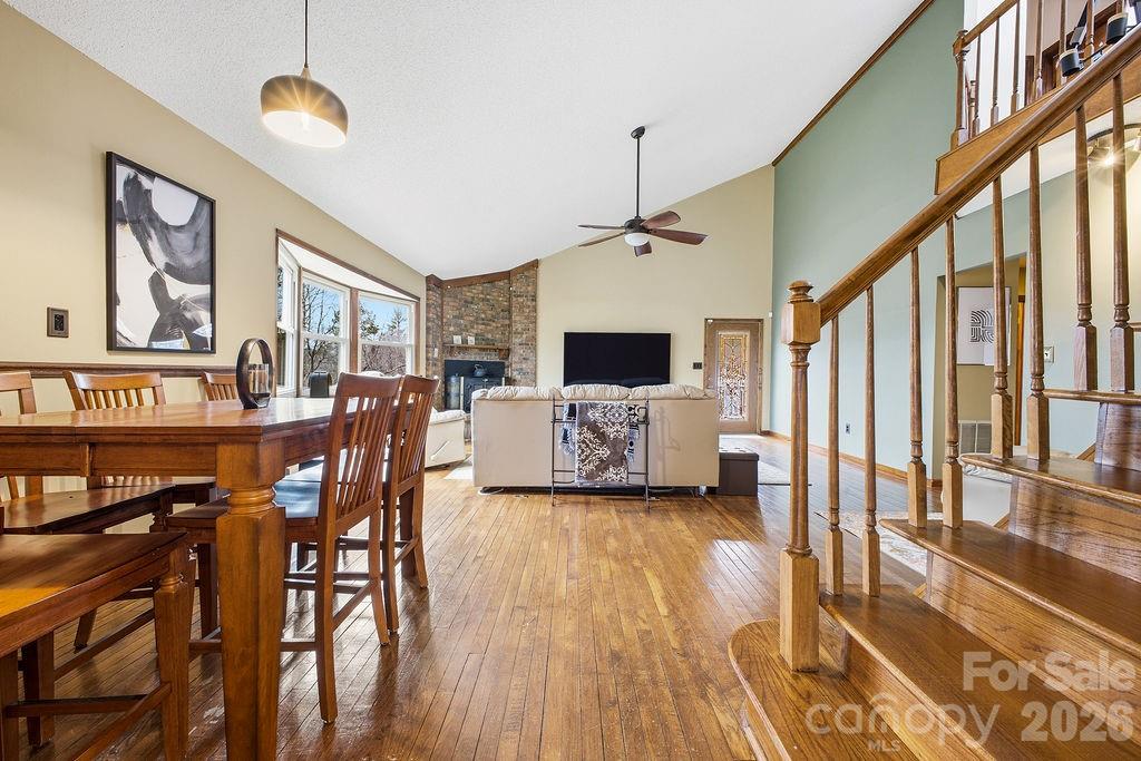 93 Hidden Falls Drive — Asheville