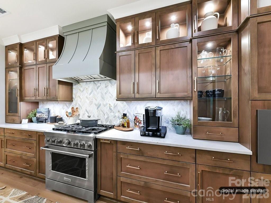 1002 Kingbird Lane #7 — Clover