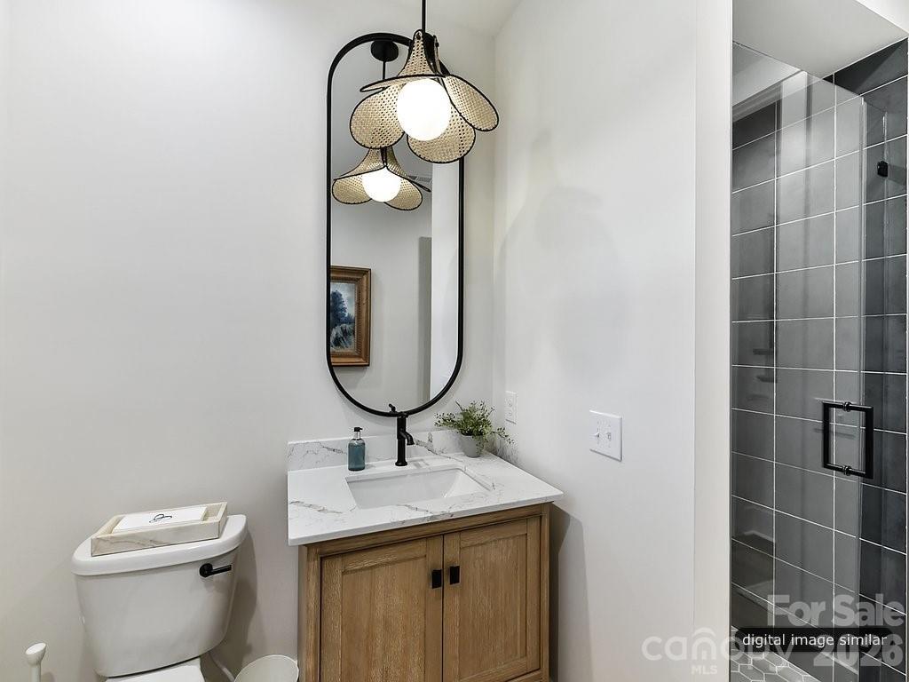 1002 Kingbird Lane #7 — Clover