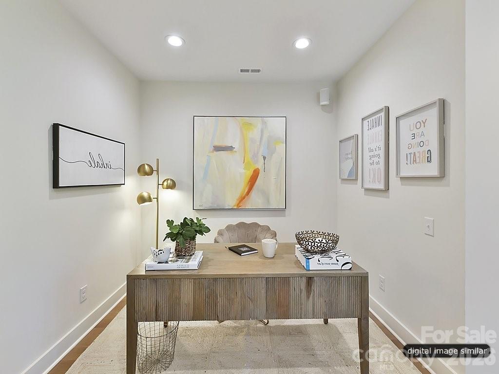 1002 Kingbird Lane #7 — Clover