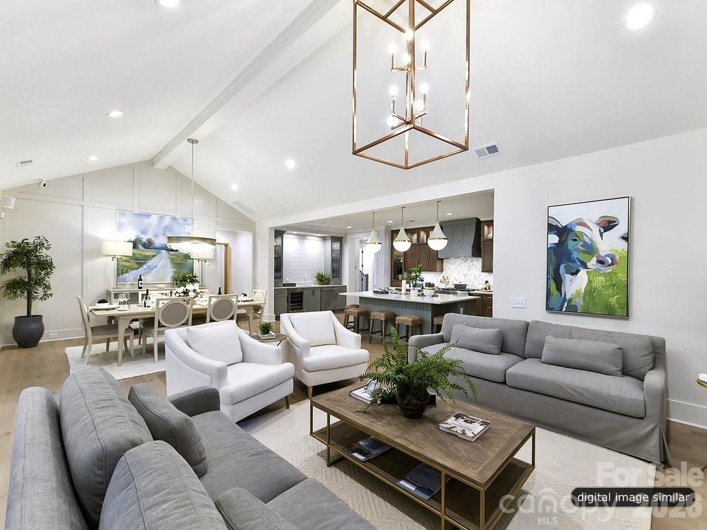 1002 Kingbird Lane #7 — Clover
