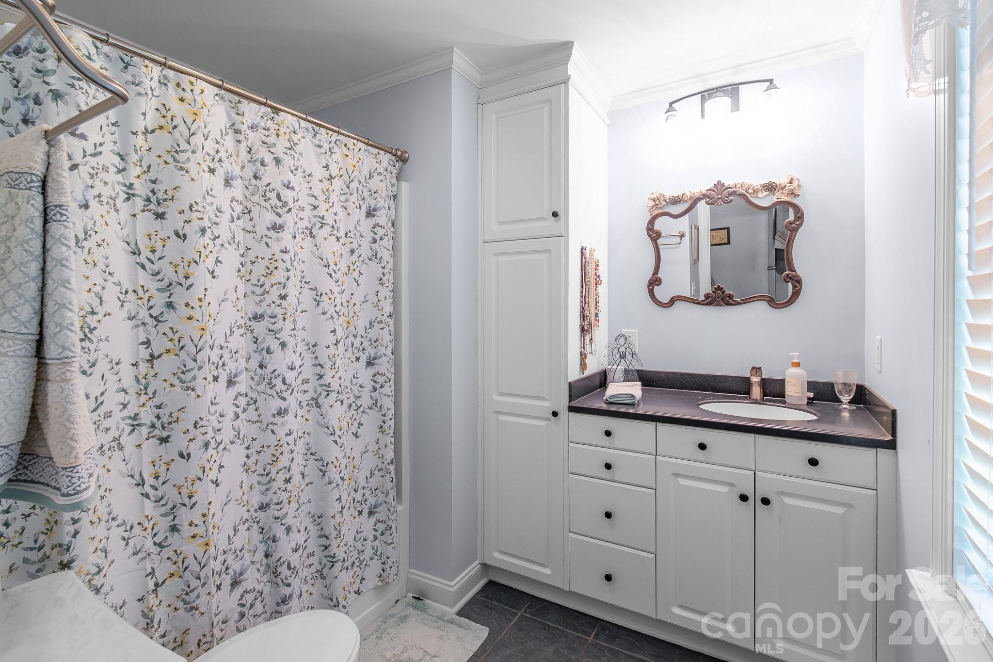 572 Acorn Acres Road — Norwood