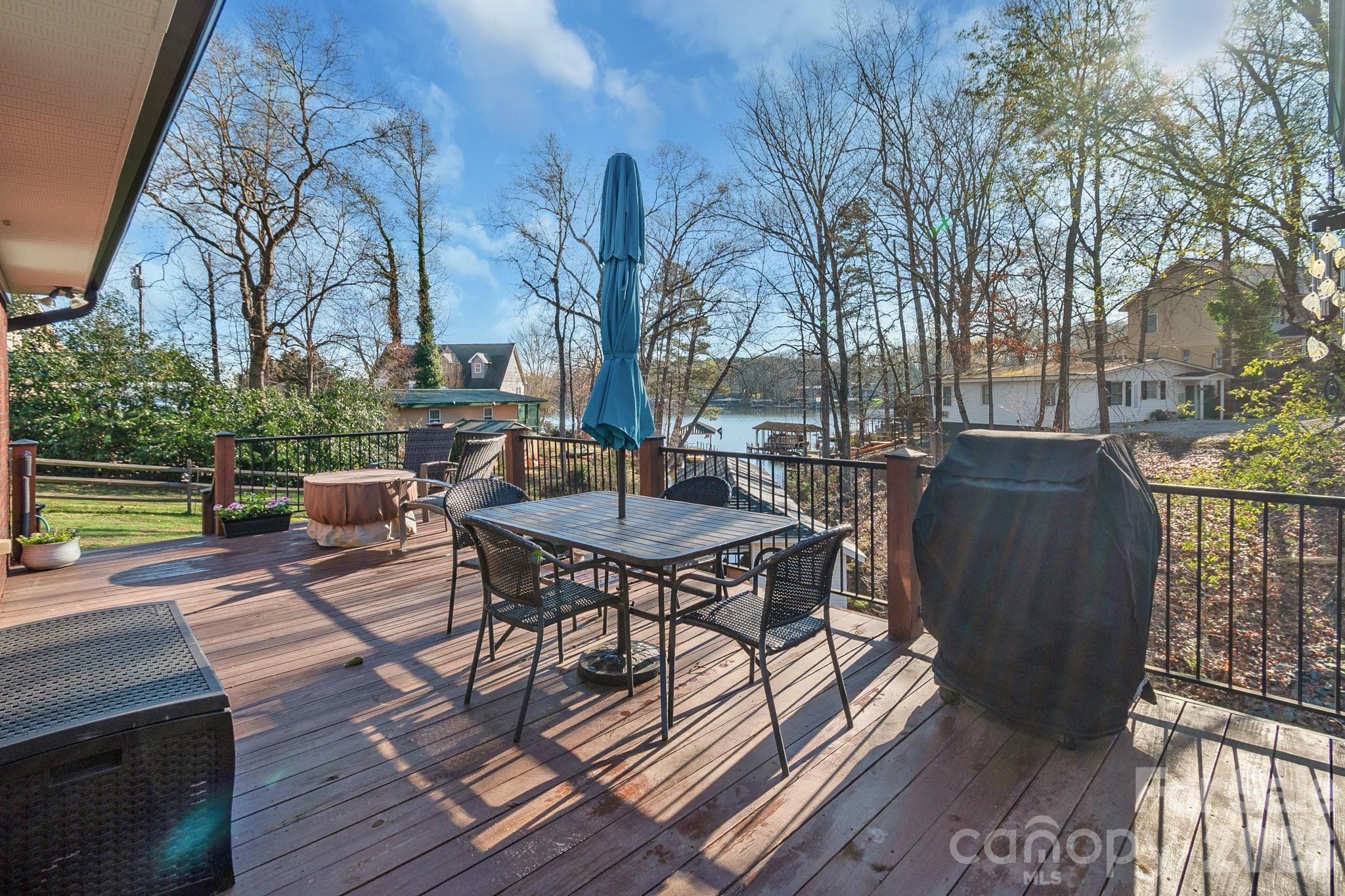 572 Acorn Acres Road — Norwood