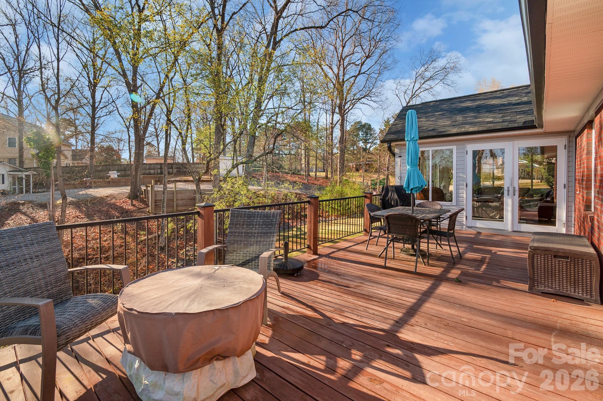 572 Acorn Acres Road — Norwood