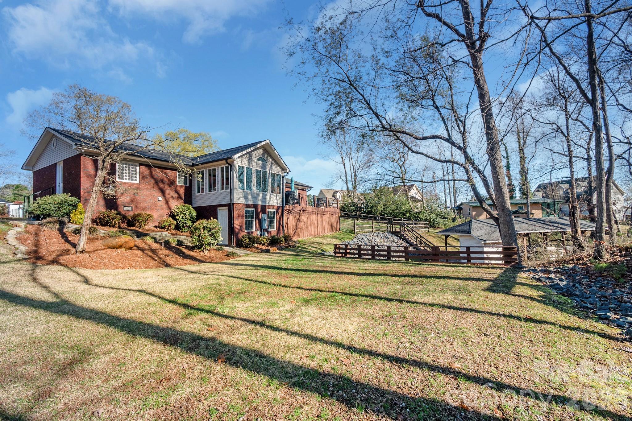 572 Acorn Acres Road — Norwood