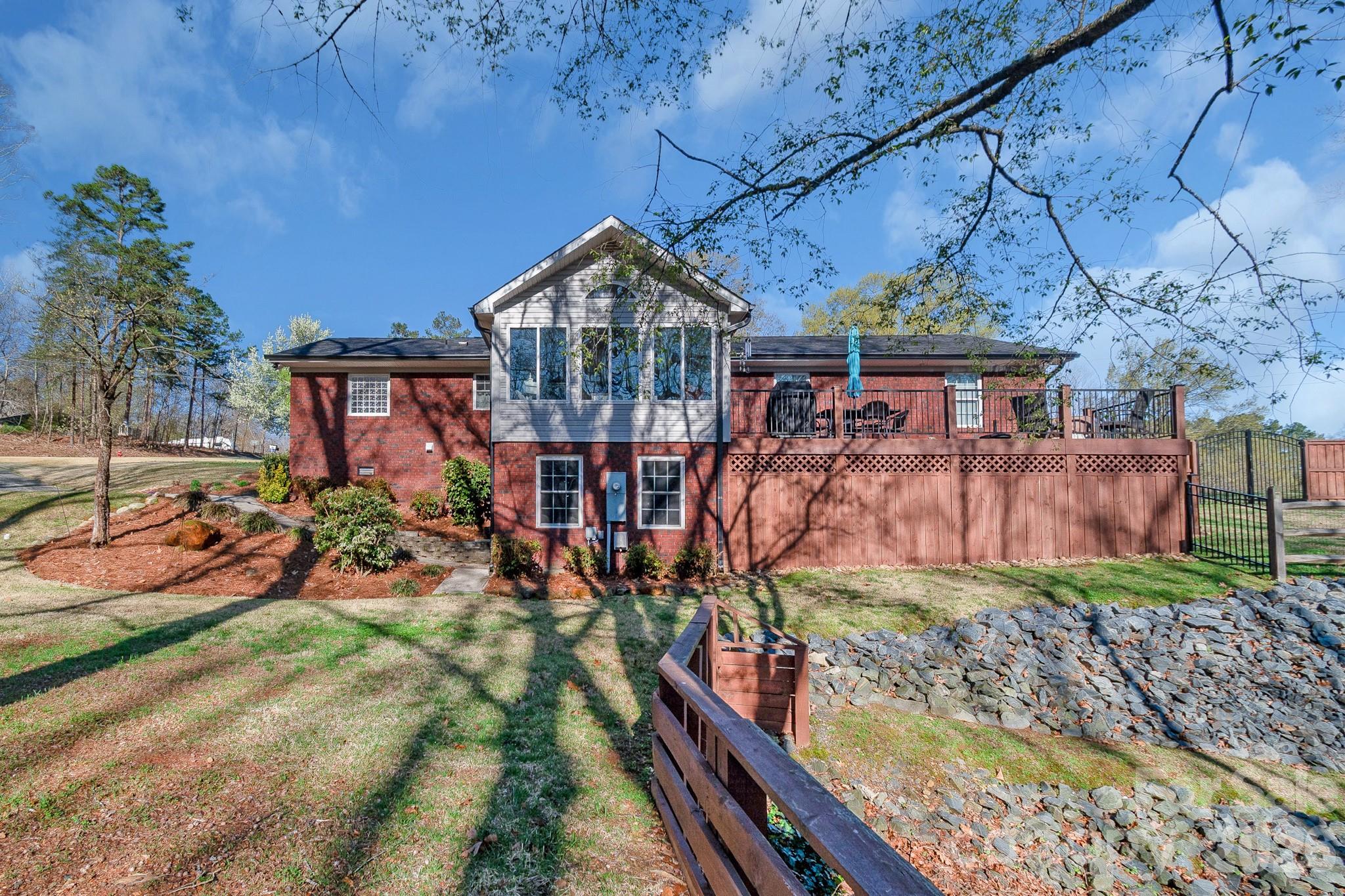 572 Acorn Acres Road — Norwood