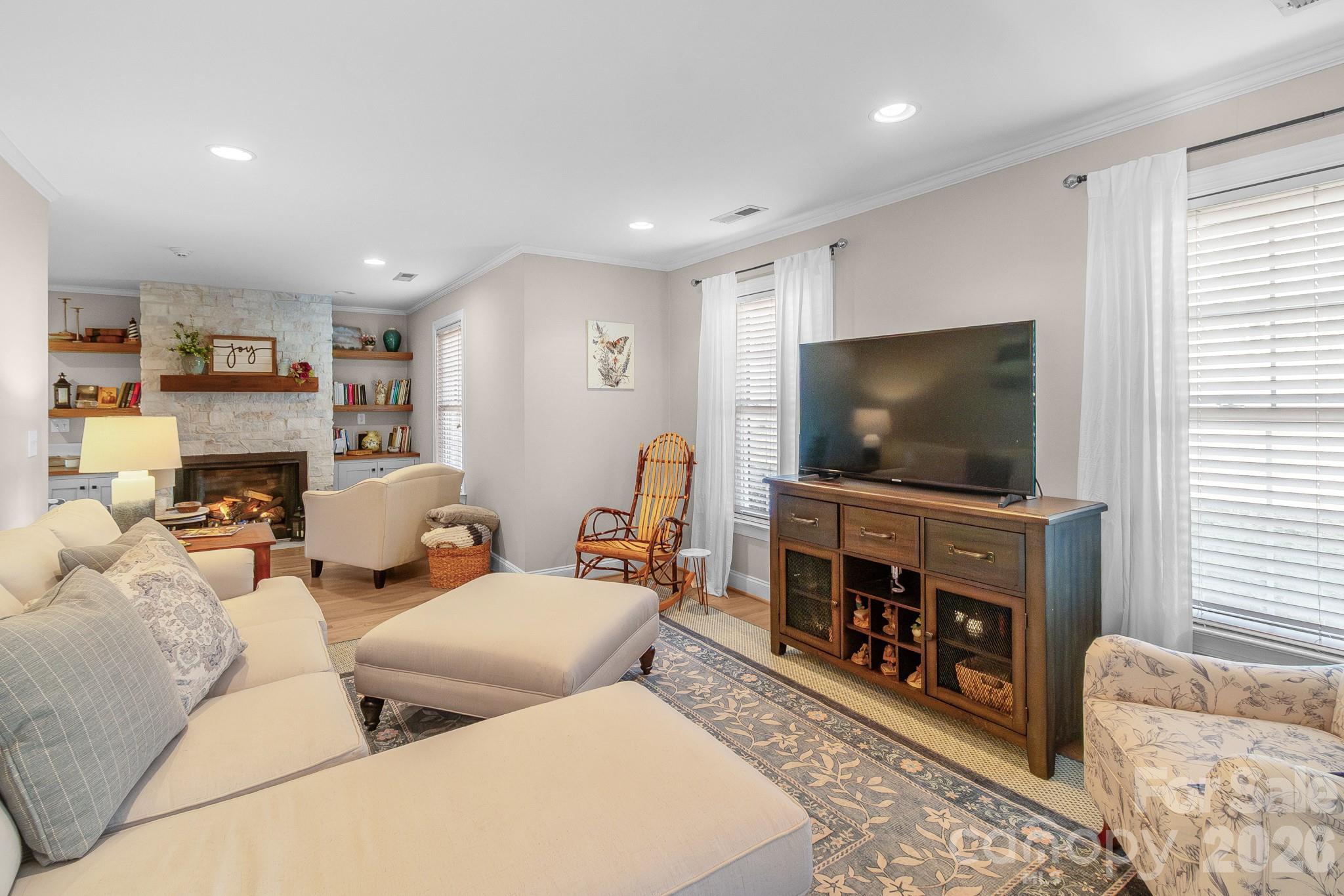 572 Acorn Acres Road — Norwood