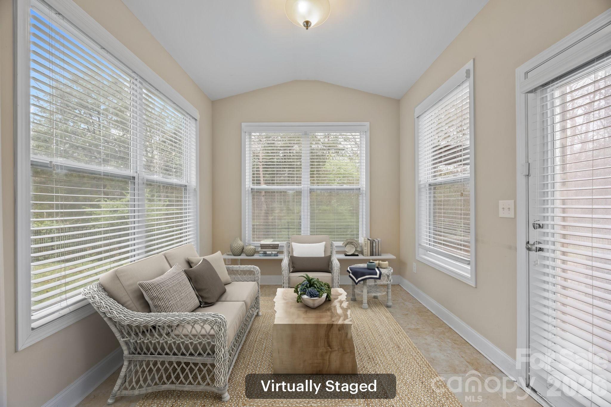 10817 Bere Island Drive — Charlotte