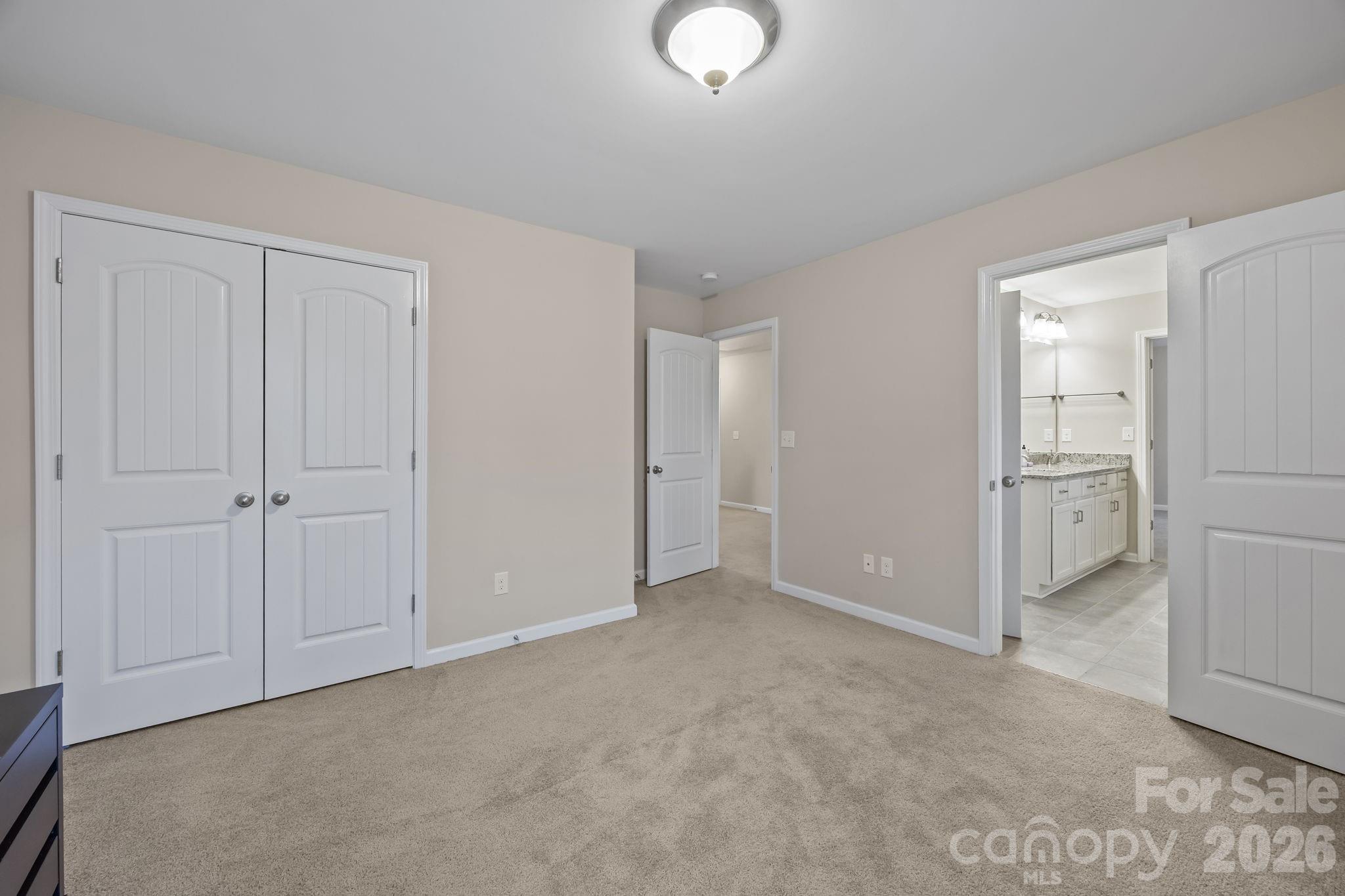 10817 Bere Island Drive — Charlotte