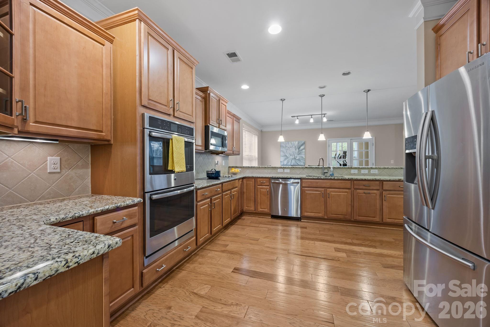 10817 Bere Island Drive — Charlotte